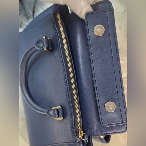 💙MCM Saffiano Leather Nuovo Tote PM💙GENDERLESS